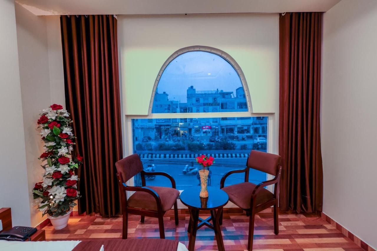 Hotel Lalita Palace Jaipur Eksteriør billede